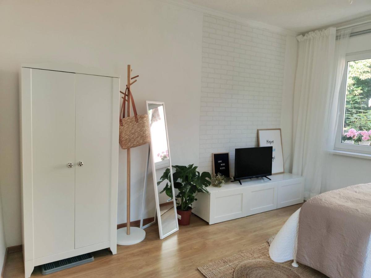 Apartament W Sasiedztwie Lasu 1800M Od Morza Sopot Luaran gambar